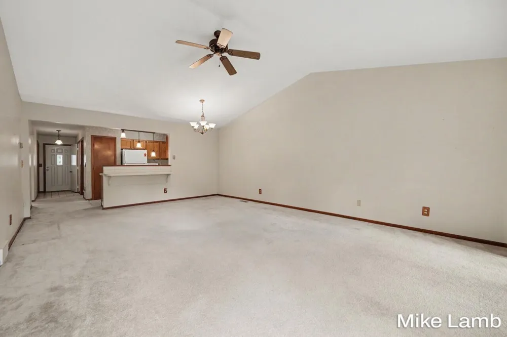524 Laurie Drive NW Sparta Village, MI 49345