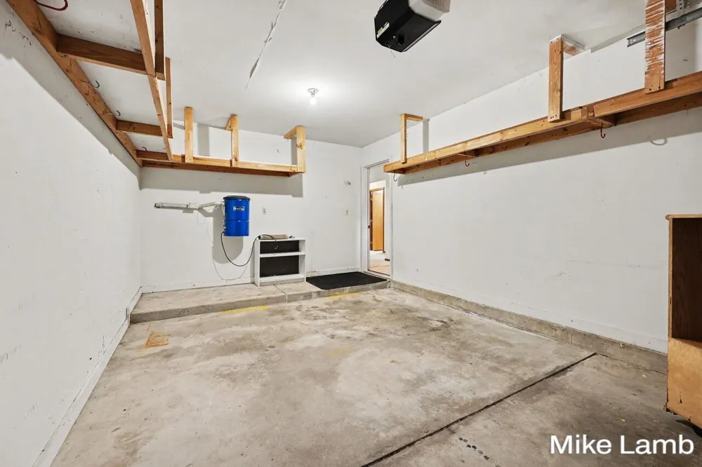 524 Laurie Drive NW Sparta Village, MI 49345