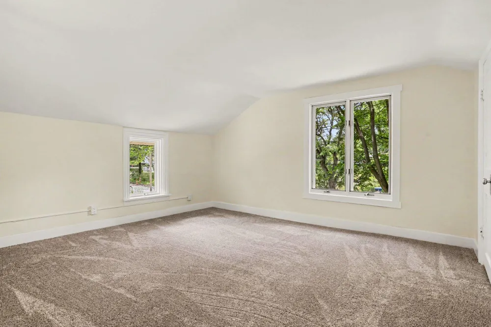 320 Trimble Avenue Kalamazoo City, MI 49048