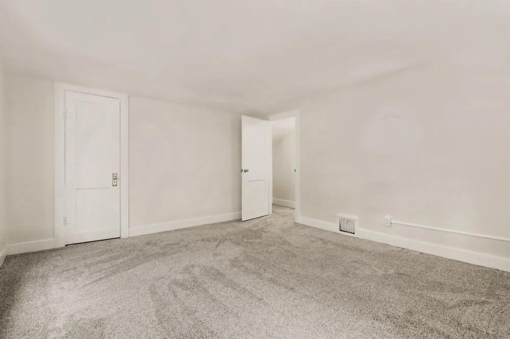 320 Trimble Avenue Kalamazoo City, MI 49048