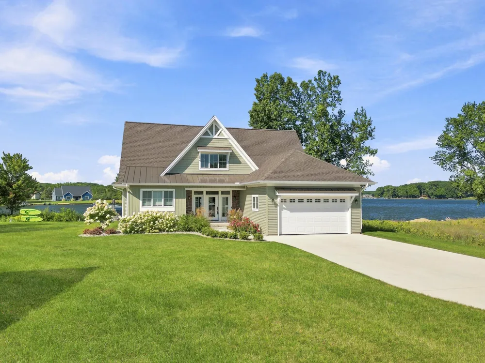 1019 Peninsula Drive Unknown, MI 48893