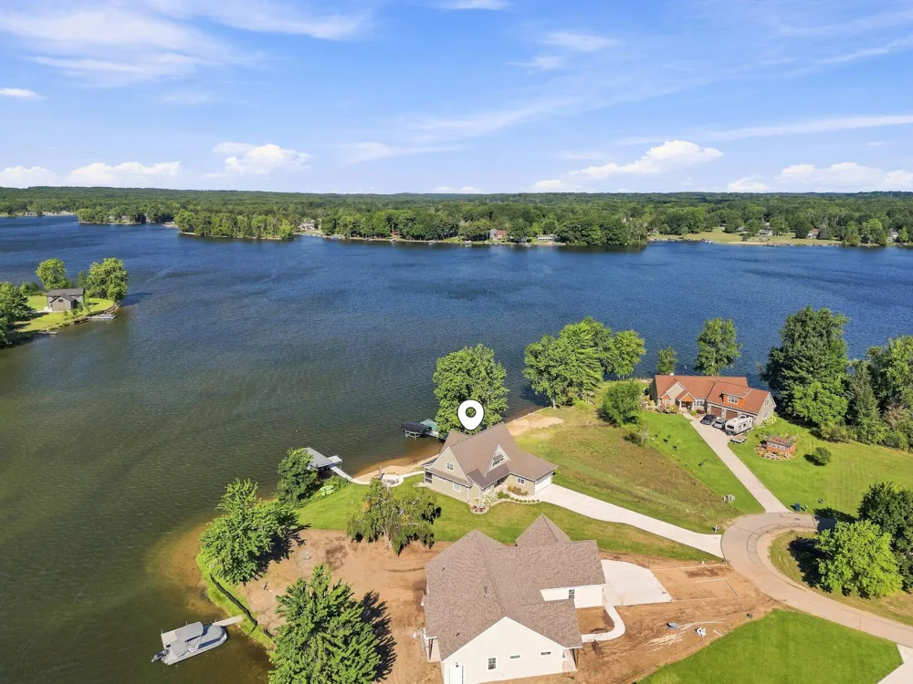 1019 Peninsula Drive Unknown, MI 48893