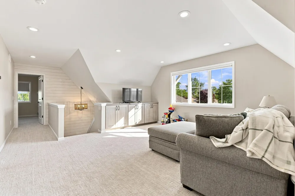 1019 Peninsula Drive Unknown, MI 48893