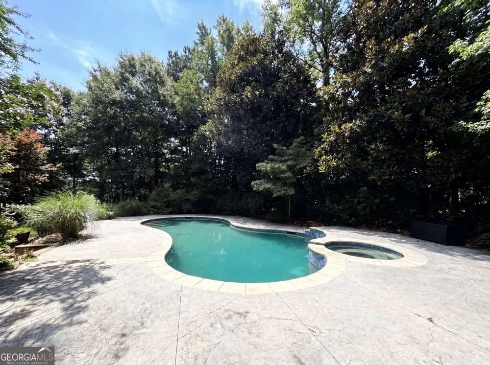 3135 Spalding DR Sandy Springs, GA 30350