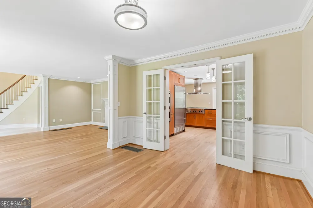 3135 Spalding DR Sandy Springs, GA 30350