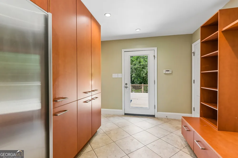 3135 Spalding DR Sandy Springs, GA 30350