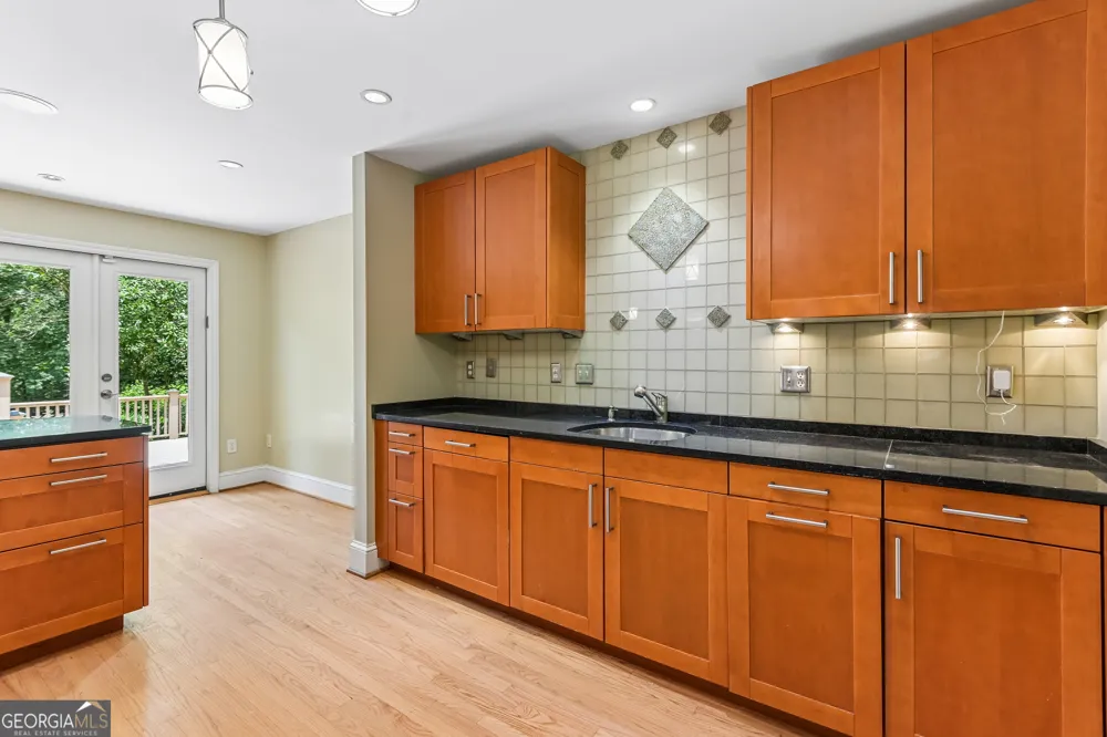 3135 Spalding DR Sandy Springs, GA 30350