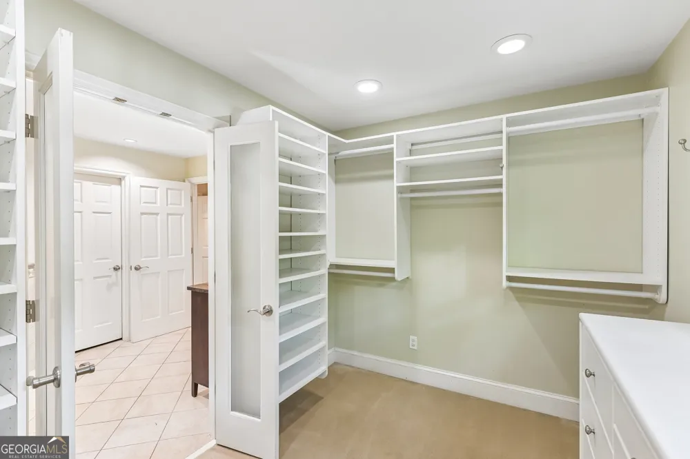 3135 Spalding DR Sandy Springs, GA 30350