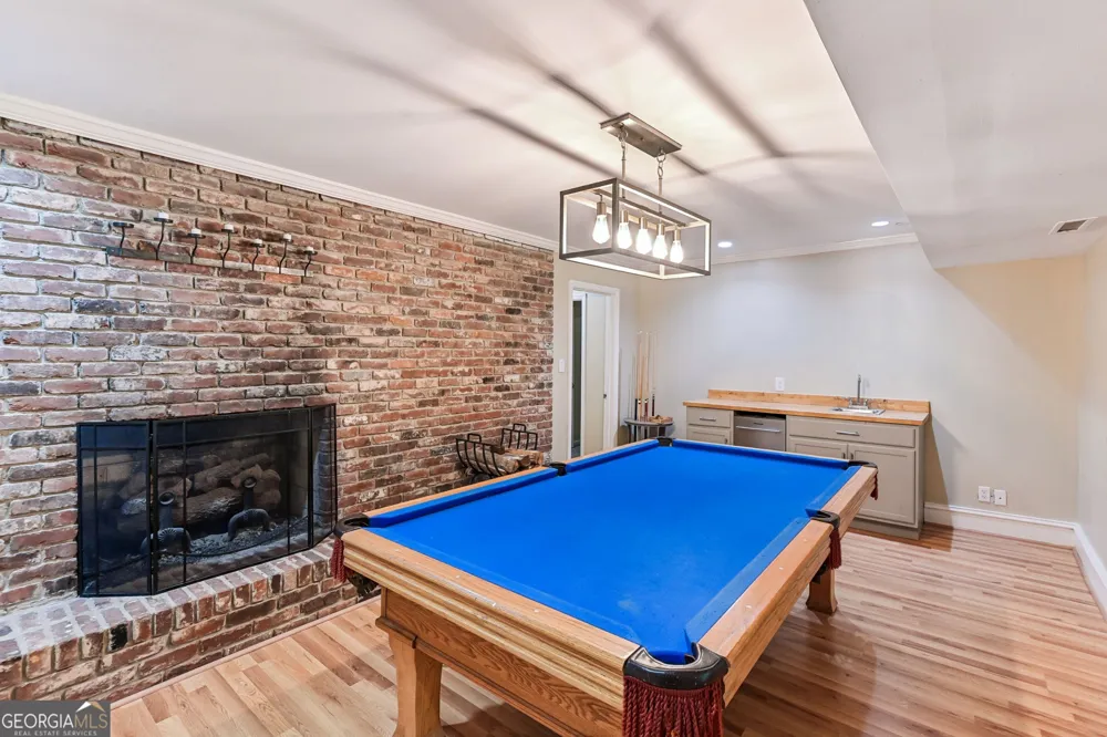 3135 Spalding DR Sandy Springs, GA 30350
