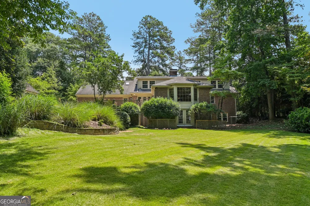 3135 Spalding DR Sandy Springs, GA 30350