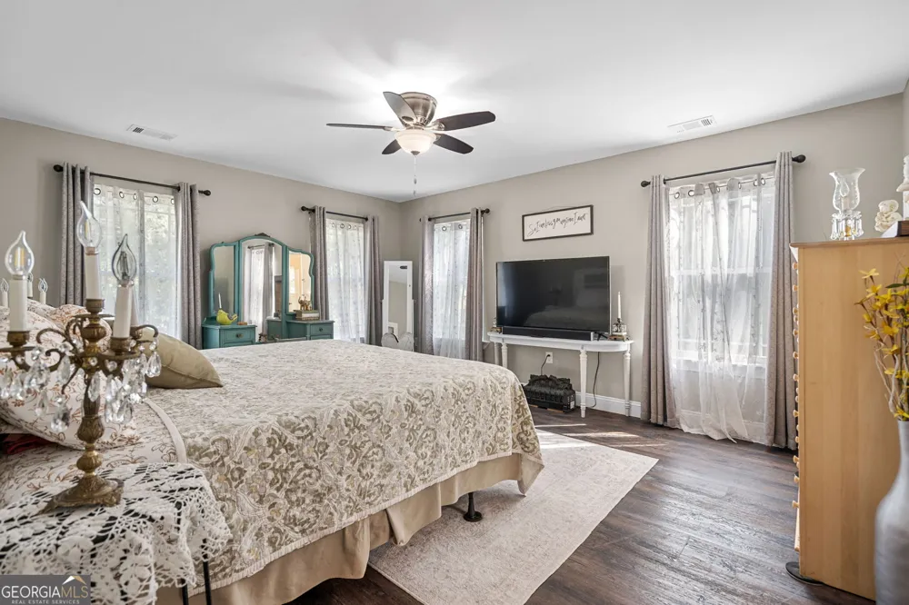 354 Long Pond RD Rincon, GA 31326