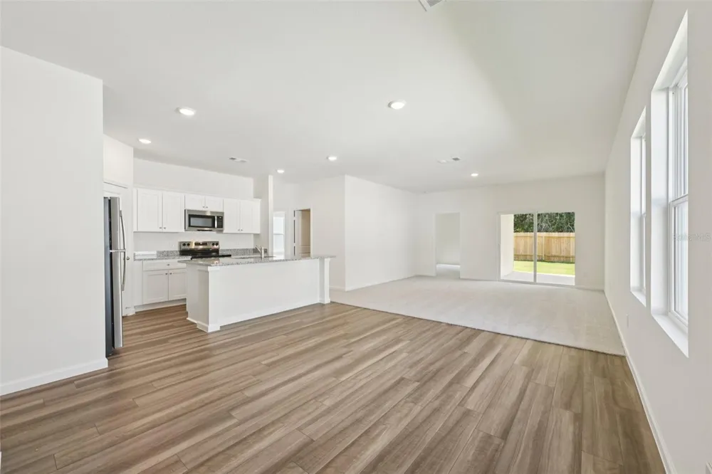 3004 SUNSET HILLS ROAD Winter Haven, FL 33881