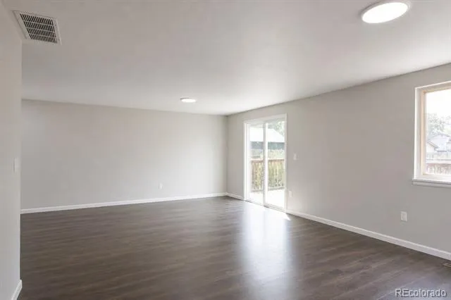 715 Tundra Place Longmont, CO 80504