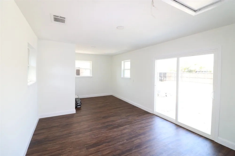 1701 Running River Road Garland, TX 75044