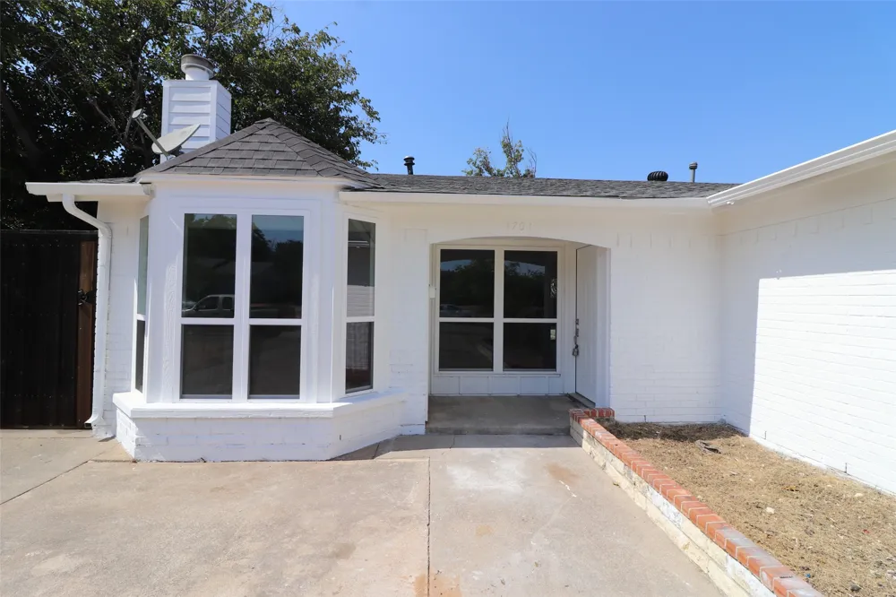 1701 Running River Road Garland, TX 75044