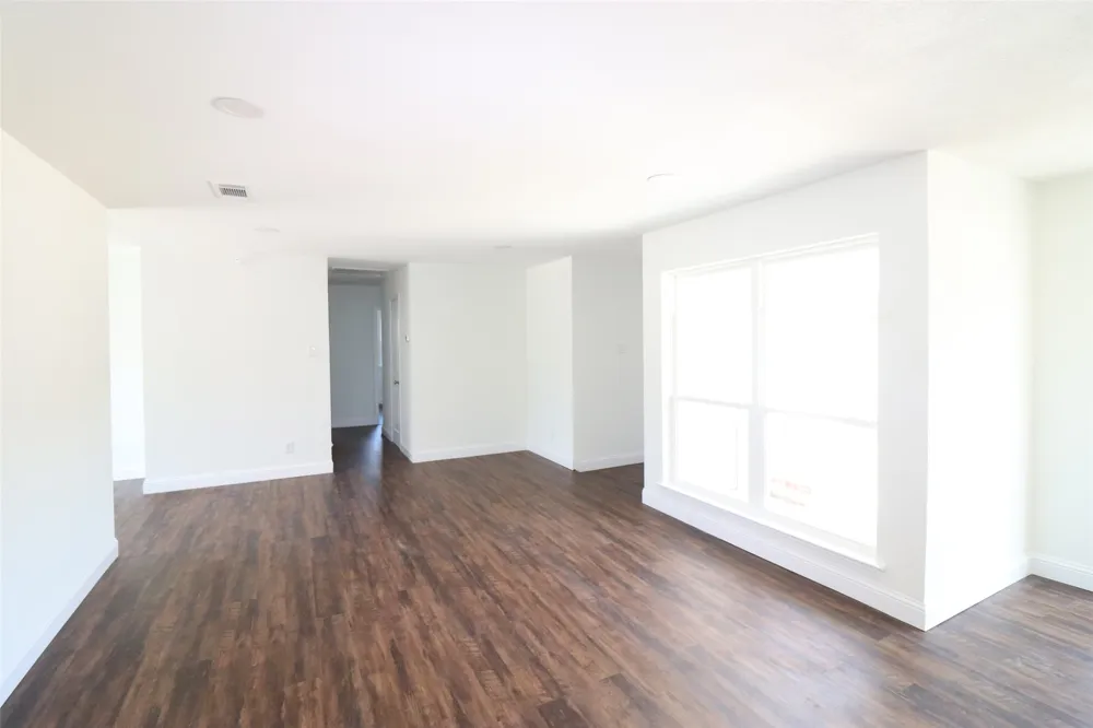1701 Running River Road Garland, TX 75044