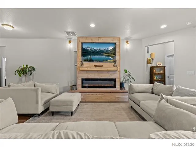 225 Dorothy Drive Berthoud, CO 80513