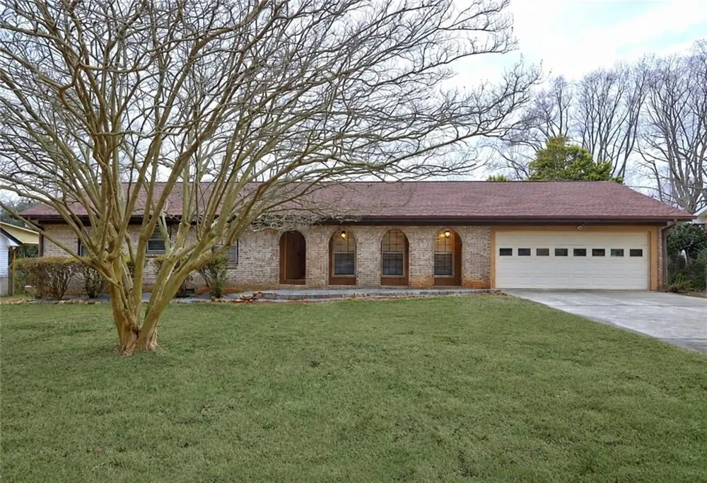 457 Castleaire Drive Stone Mountain, GA 30087