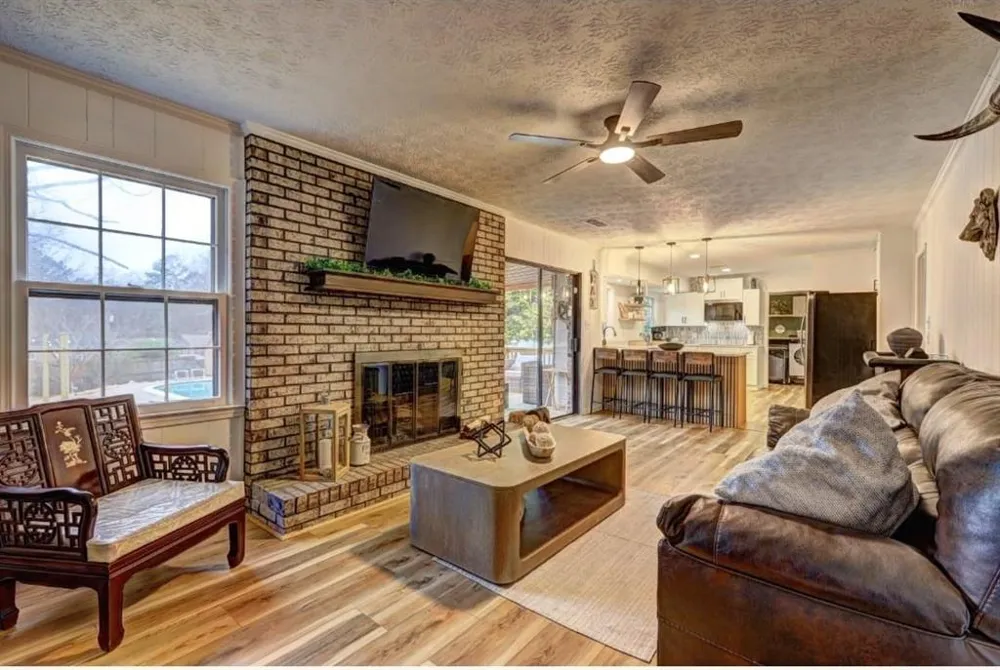 457 Castleaire Drive Stone Mountain, GA 30087
