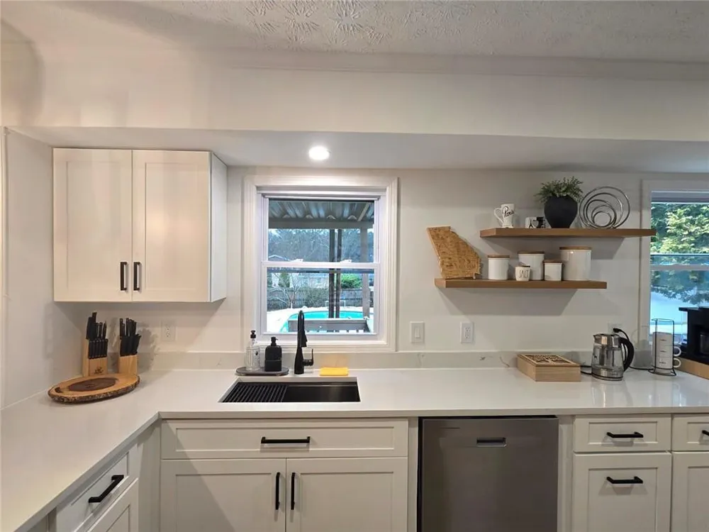 457 Castleaire Drive Stone Mountain, GA 30087