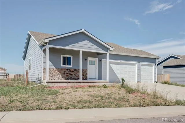 495 S 3rd Avenue Deer Trail, CO 80105