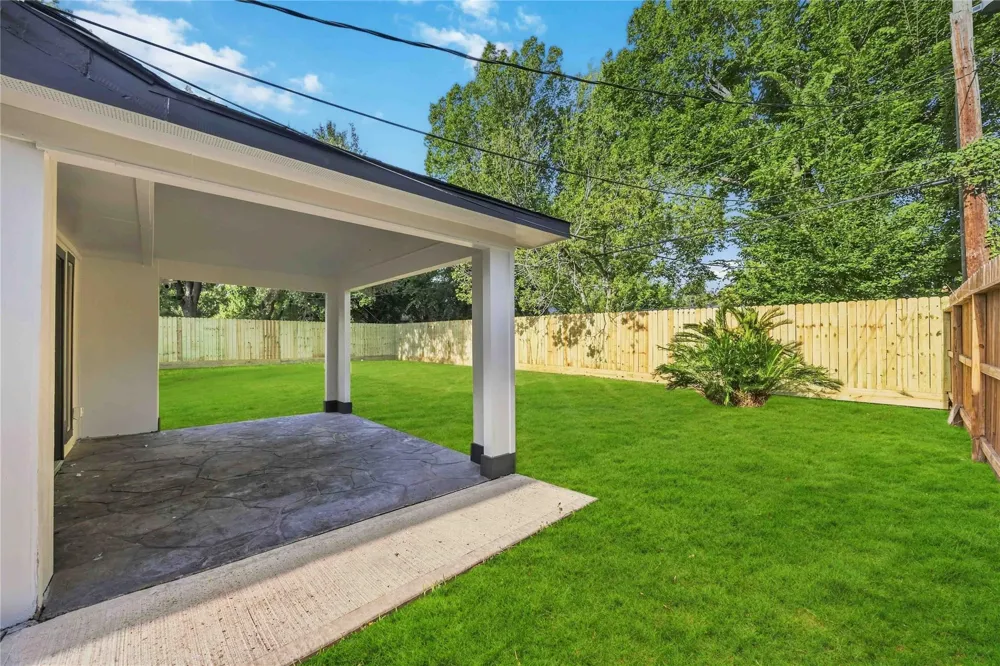 12006 Ashcroft Drive Houston, TX 77035