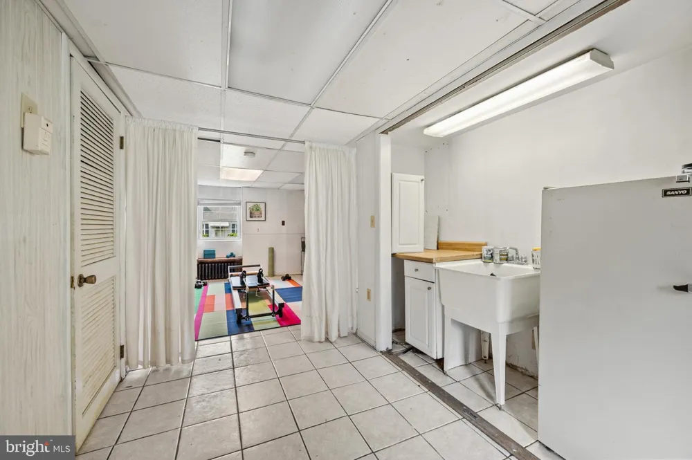 213 PIPING ROCK DRIVE Silver Spring, MD 20905