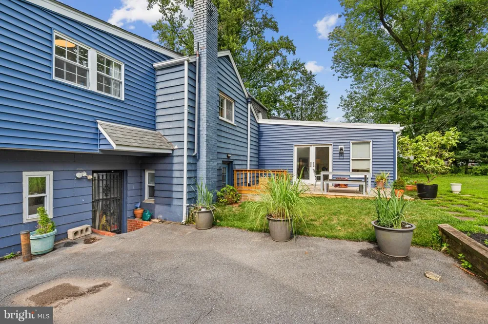 213 PIPING ROCK DRIVE Silver Spring, MD 20905