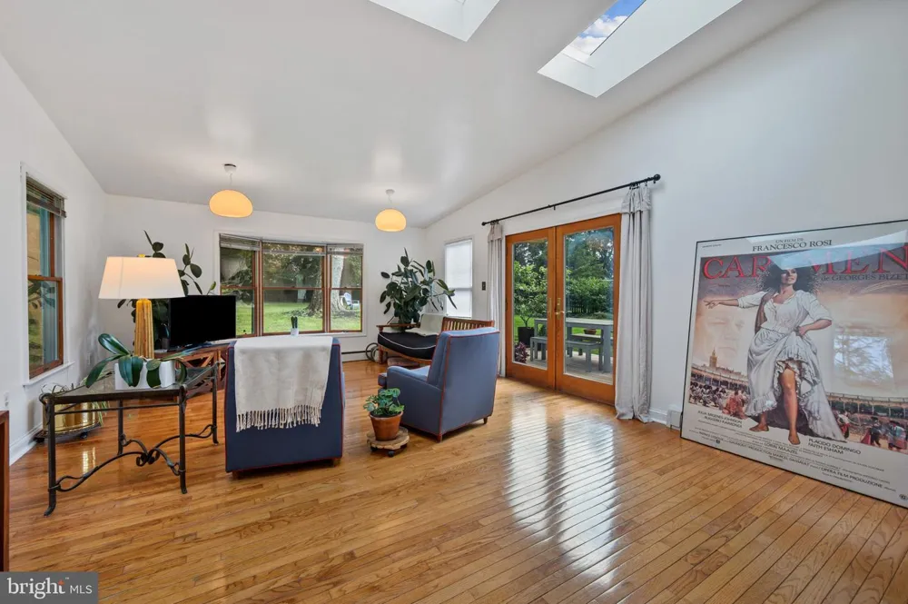 213 PIPING ROCK DRIVE Silver Spring, MD 20905