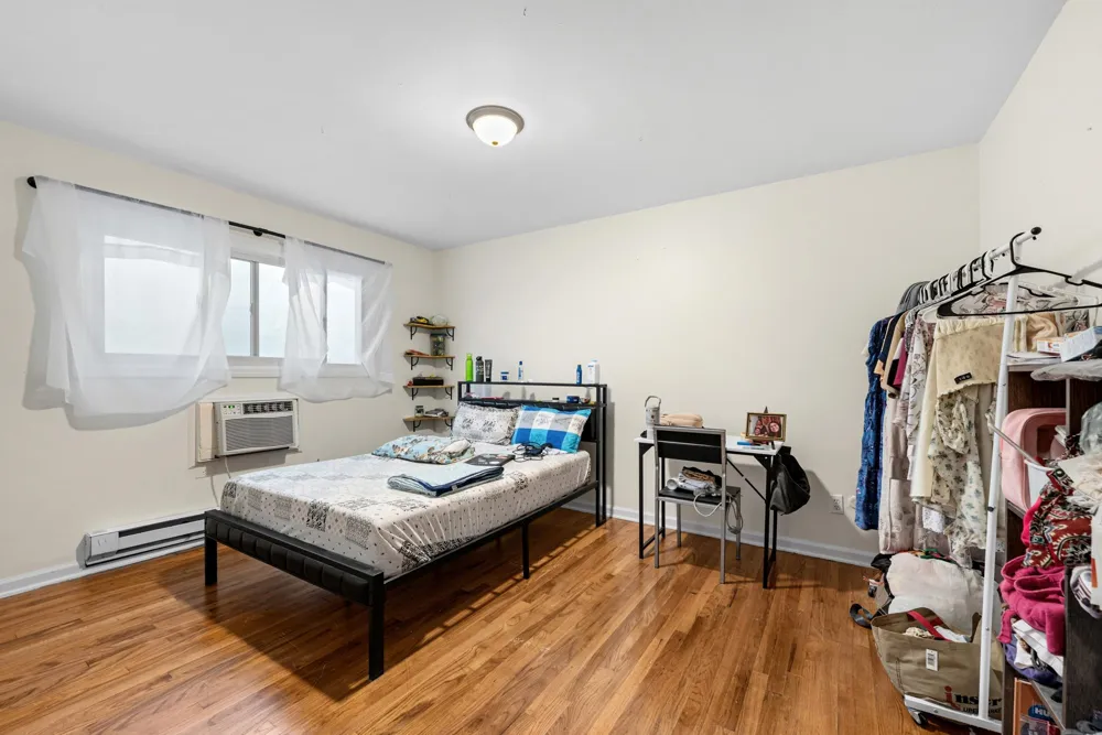 313 9TH ST Union City, NJ 07087