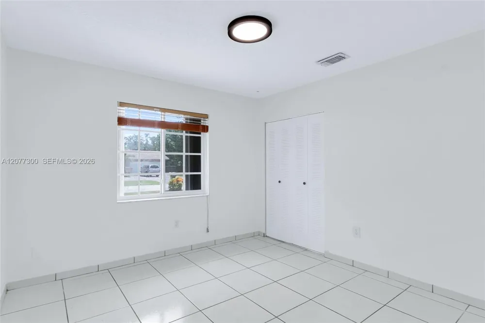 18600 SW 127th Pl Miami, FL 33177