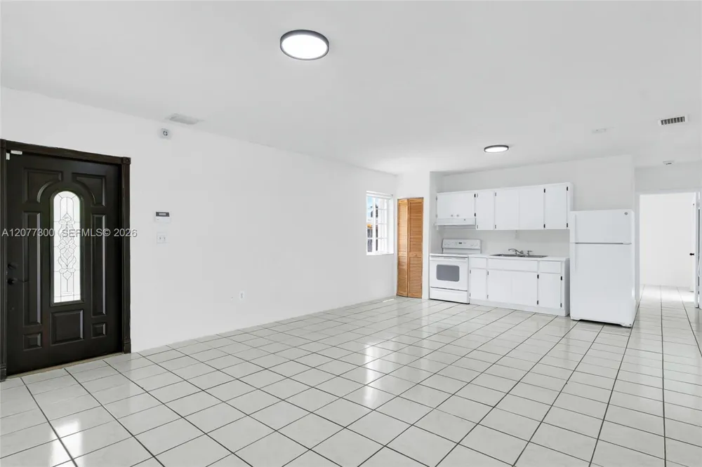 18600 SW 127th Pl Miami, FL 33177