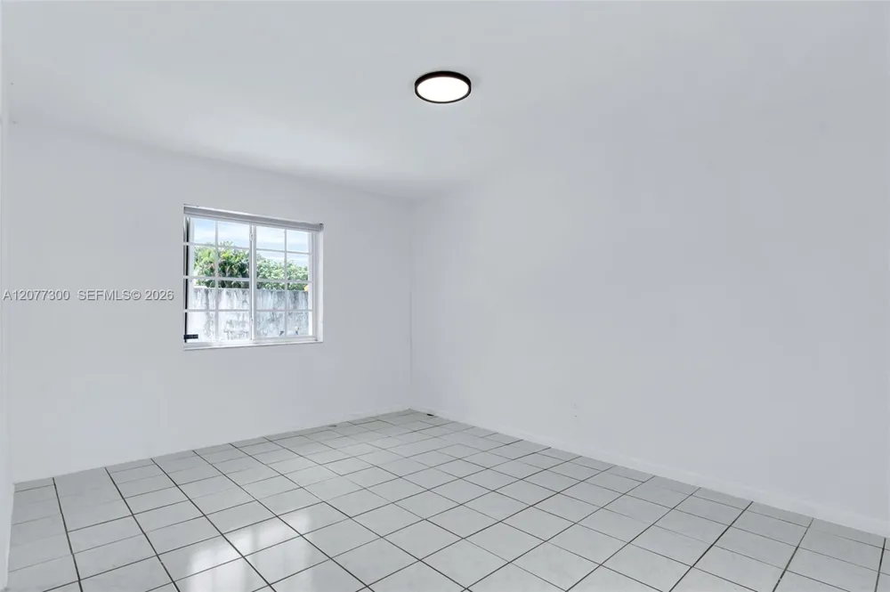 18600 SW 127th Pl Miami, FL 33177
