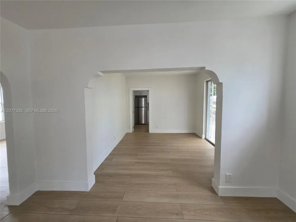 2326 SW 9th St #1 Miami, FL 33135