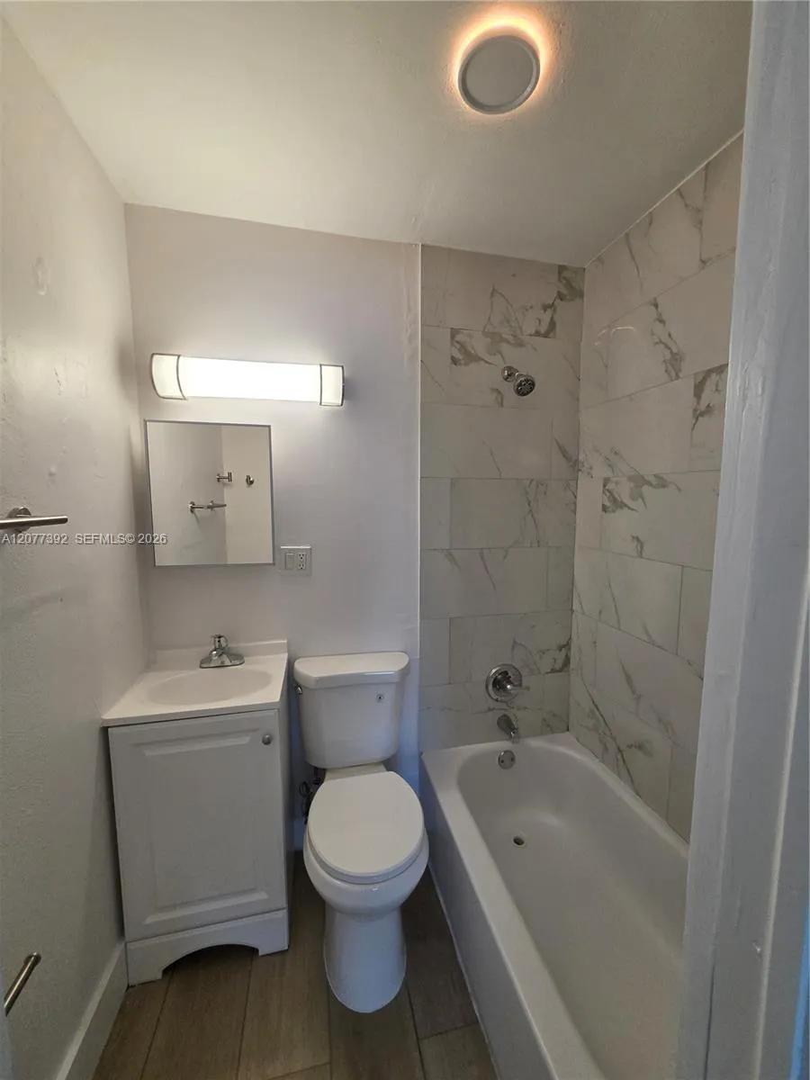 2326 SW 9th St #1 Miami, FL 33135