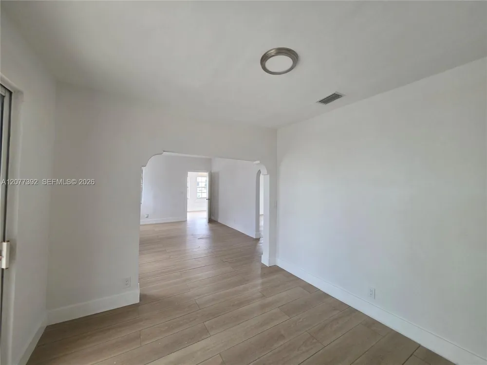 2326 SW 9th St #1 Miami, FL 33135