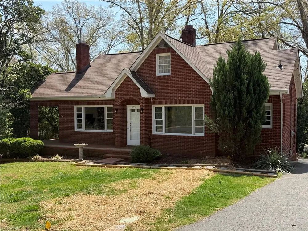 1631 Maple Avenue Albemarle, NC 28001