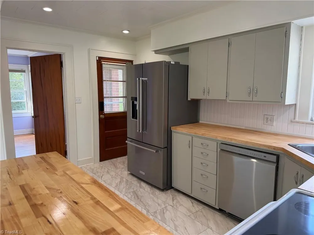 1631 Maple Avenue Albemarle, NC 28001