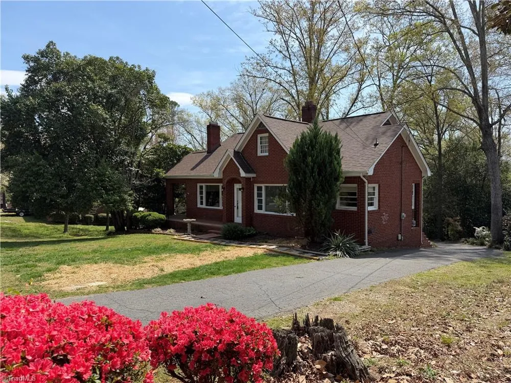1631 Maple Avenue Albemarle, NC 28001