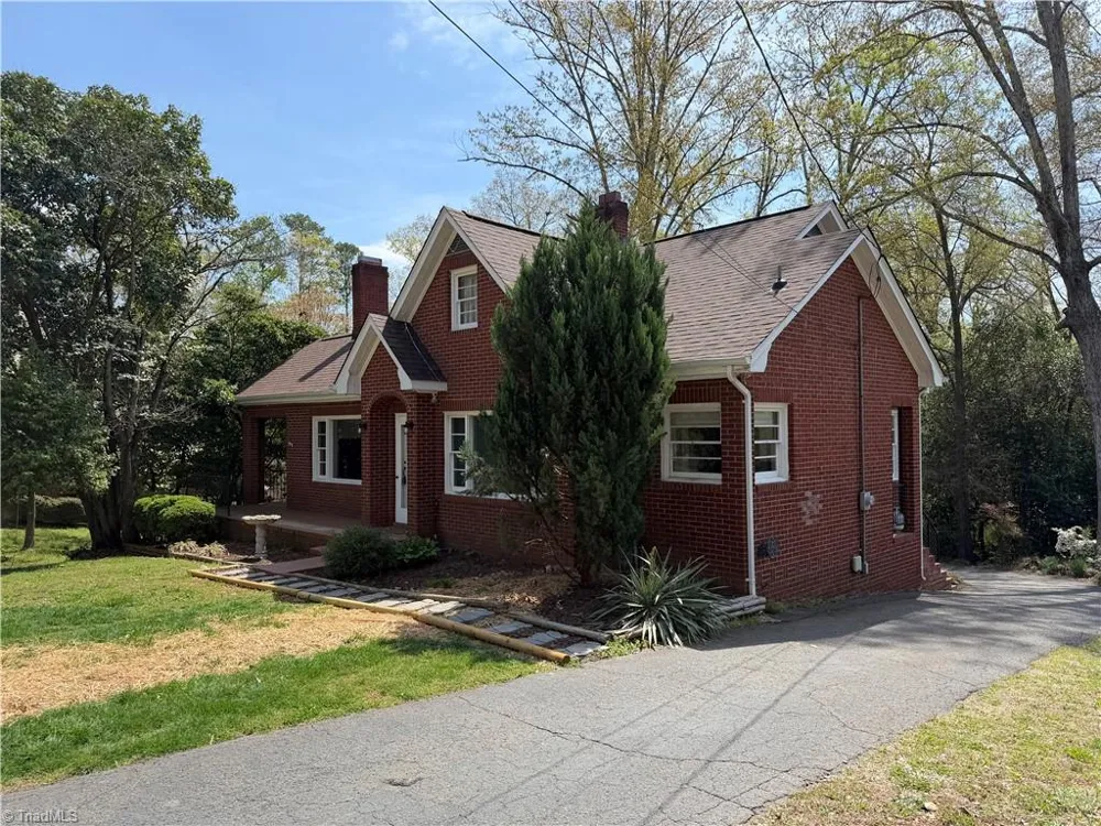 1631 Maple Avenue Albemarle, NC 28001