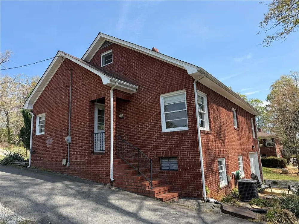 1631 Maple Avenue Albemarle, NC 28001