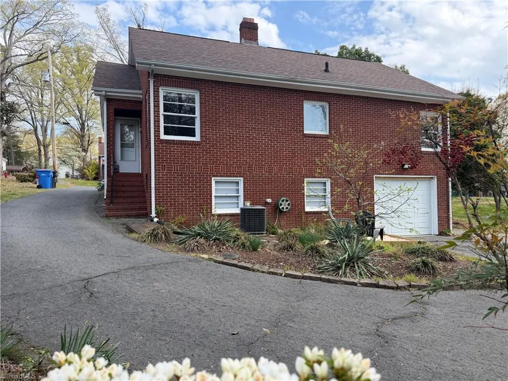 1631 Maple Avenue Albemarle, NC 28001