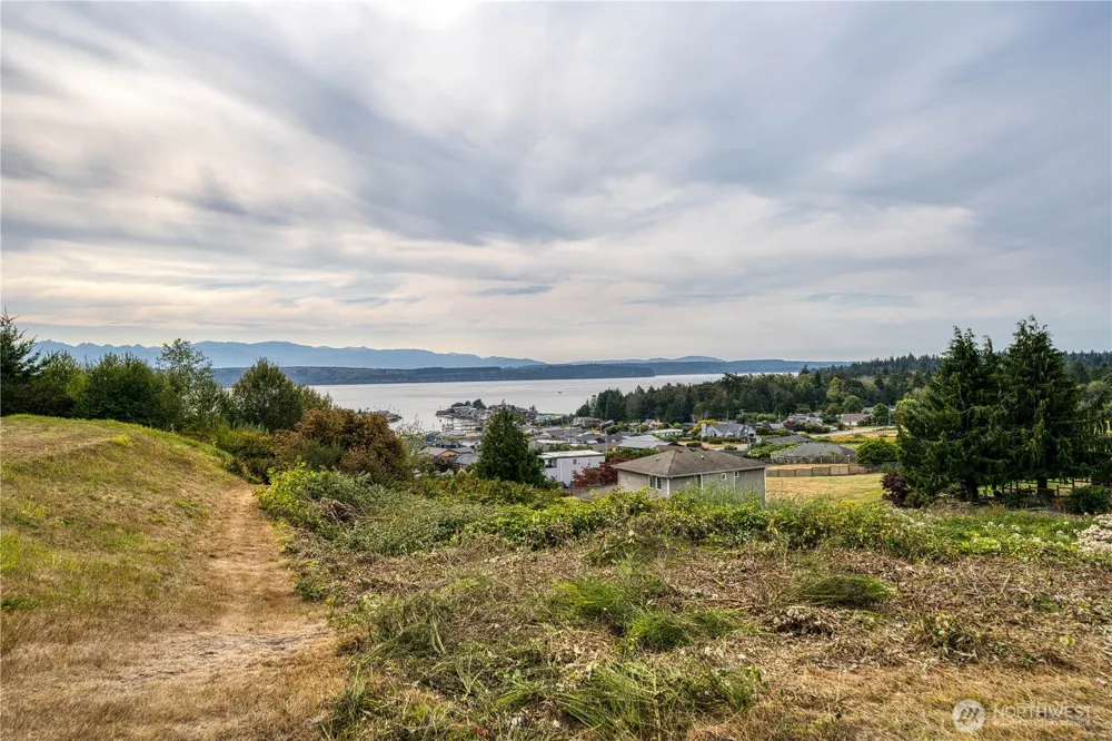 38063 Fawn Road NE Hansville, WA 98340