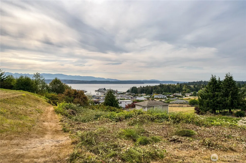 38063 Fawn Road NE Hansville, WA 98340
