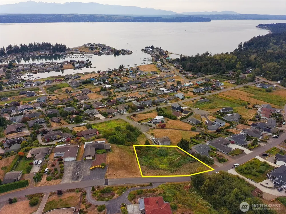 38063 Fawn Road NE Hansville, WA 98340