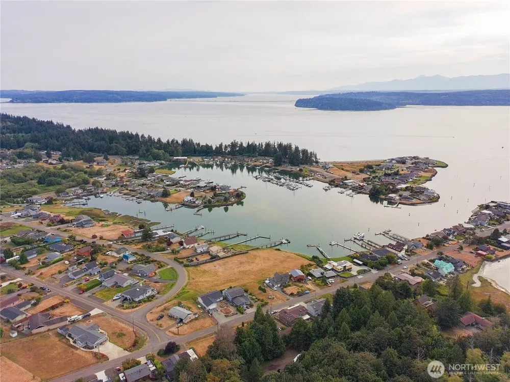 38063 Fawn Road NE Hansville, WA 98340