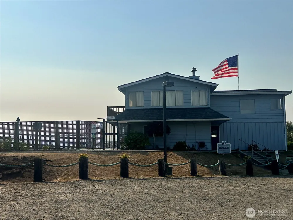 38063 Fawn Road NE Hansville, WA 98340
