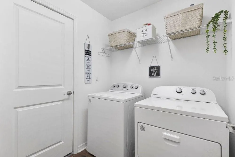 1084 PAPAYA CIRCLE Davenport, FL 33897