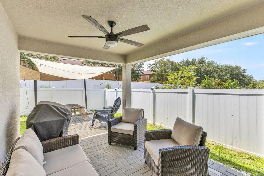1084 PAPAYA CIRCLE Davenport, FL 33897