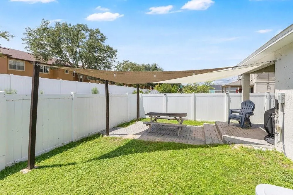 1084 PAPAYA CIRCLE Davenport, FL 33897